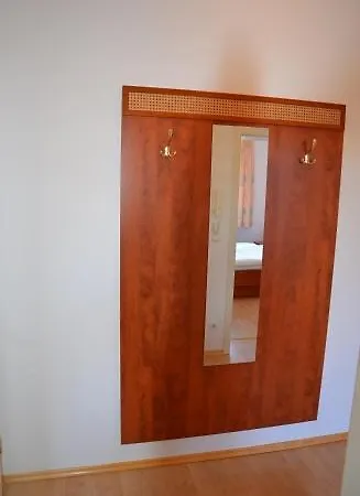 Inge 10 Apartment